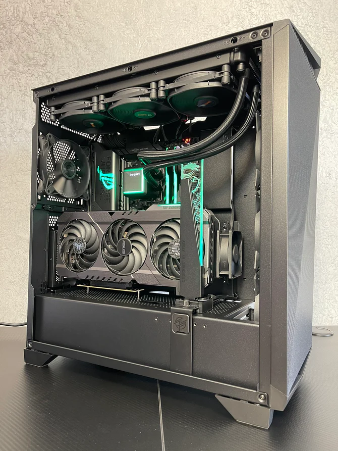 Custom Gaming PC/ Ryzen 9 9900X/ 32GB/ 2TB SSD NVMe/ RTX 5090 - Image 8