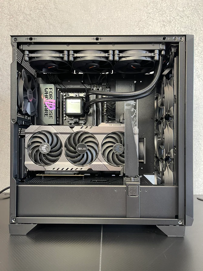 Custom Gaming PC/ Ryzen 9 9900X/ 32GB/ 2TB SSD NVMe/ RTX 5090 - Image 10