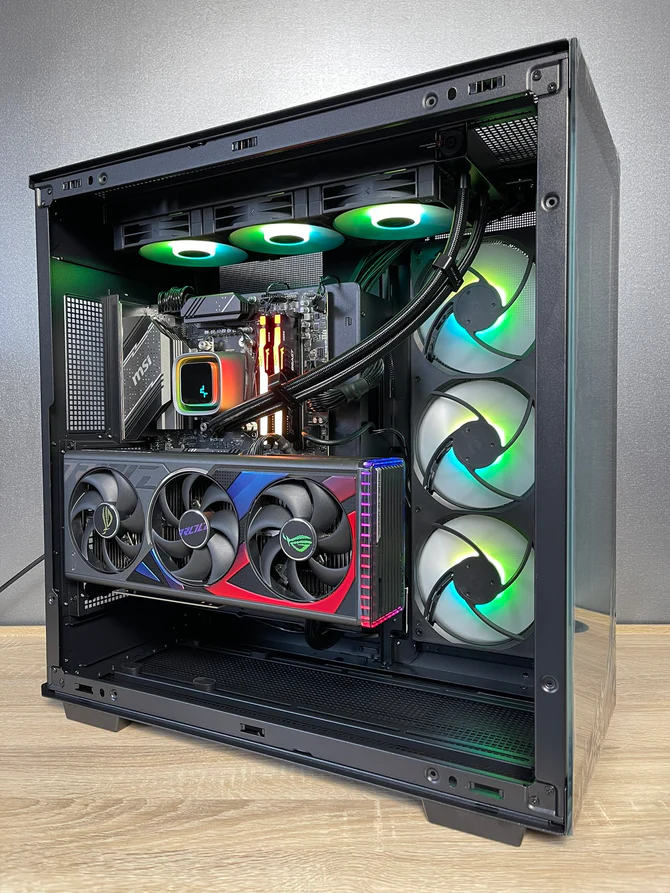 Custom Gaming PC/ Ryzen 7 7800X3D/ 32GB/ 1TB SSD NVMe/ RTX 5090 - Image 2