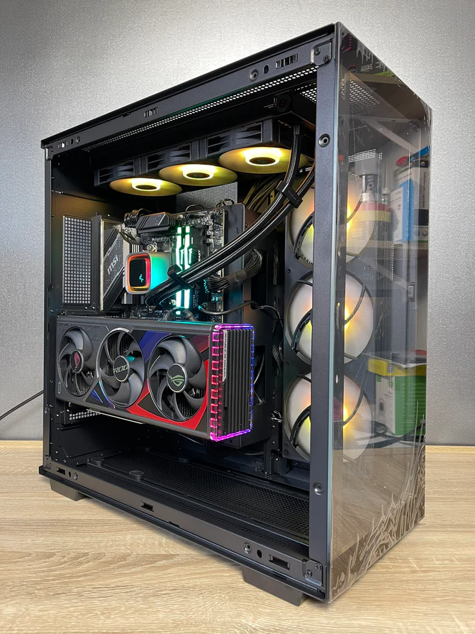 Custom Gaming PC/ Ryzen 7 7800X3D/ 32GB/ 1TB SSD NVMe/ RTX 5090 - Image 3