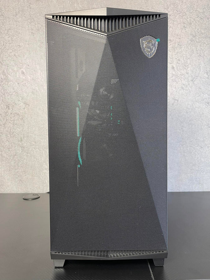 Custom Gaming PC/ Ryzen 9 9900X/ 32GB/ 2TB SSD NVMe/ RTX 5090 - Image 3